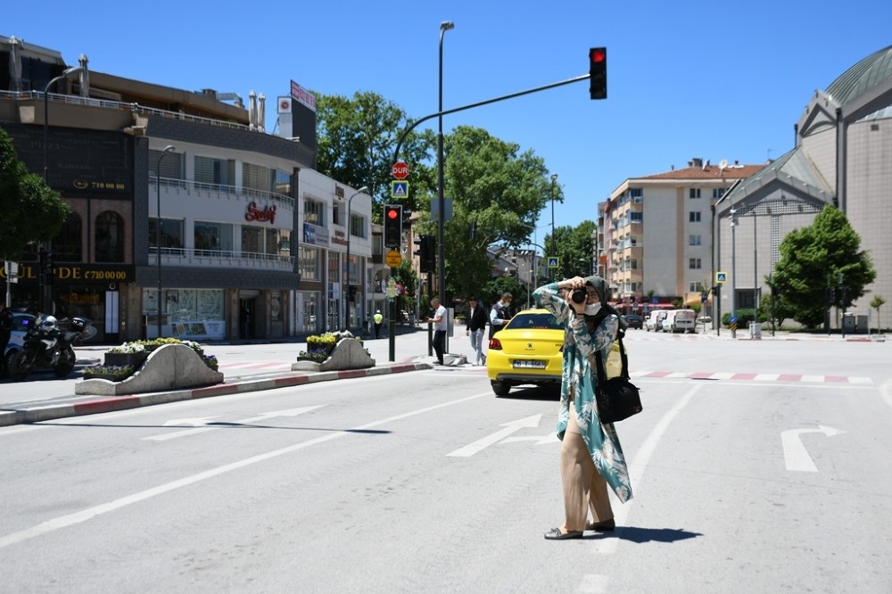 Tarihi bayram fotoğraflarla arşivleniyor Tarihi bayram fotoğraflarla arşivleniyor