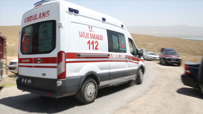 Van’da Vefa Sosyal Destek Grubu görevlilerini taşıyan araca terör saldırısı