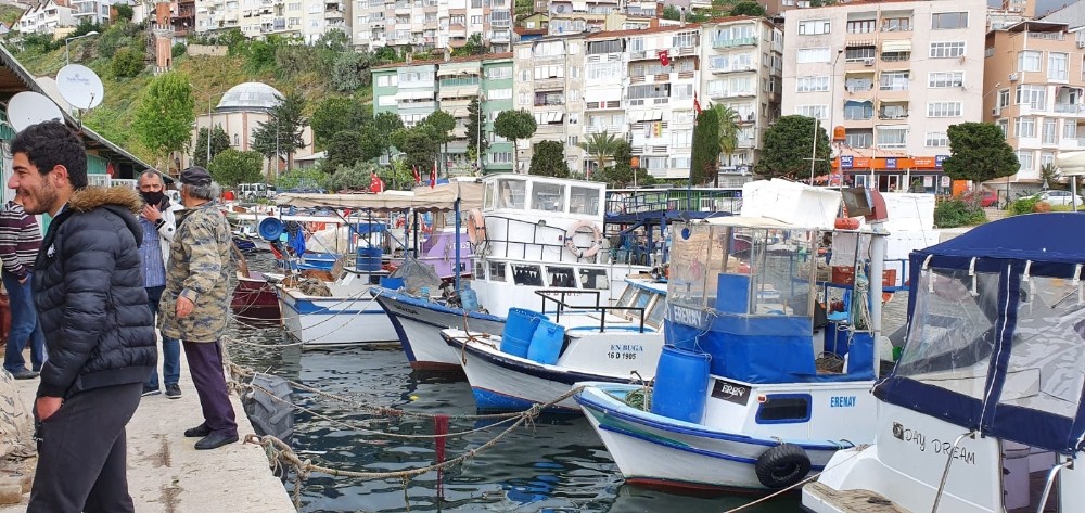 Yasağı denizden deliyorlar… Yasağı denizden deliyorlar…