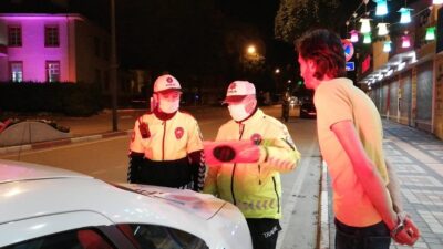 Bursa’da durdurulan otomobilde silah çıktı