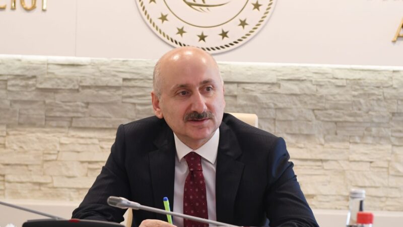 Bakan resmen duyurdu; 1 Ağustos’ta başlıyor… Ulaştırma ve Altyapı Bakanı Karaismailoğlu, Rusya ile uçuşların alınacak bir