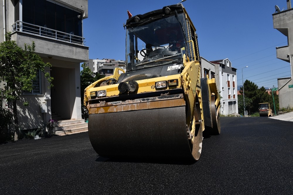 6 ayda 20 bin ton asfalt 6 ayda 20 bin ton asfalt