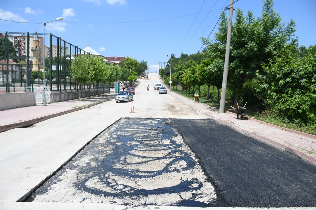 Yeniceköy’de Su Baskınının Yaraları Sarılıyor Yeniceköy’de Su Baskınının Yaraları Sarılıyor
