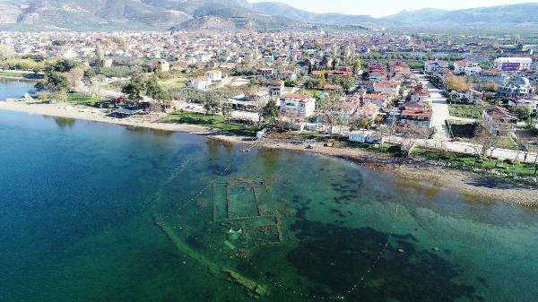 İznik Gölü’ndeki ‘tarih’ daha net görüntülendi İznik Gölü’ndeki ‘tarih’ daha net görüntülendi