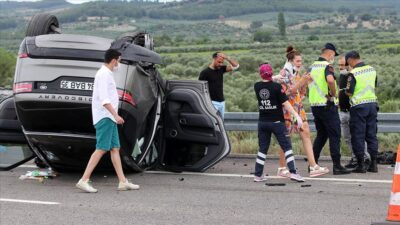 Ünlü şarkıcı Alişan kaza yaptı