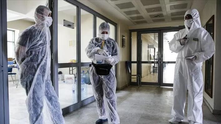 Yurt dışından gelenler için 14 gün evde gözetim kuralı kalktı