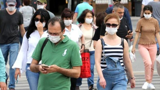 Sıcaklar virüsü engelliyor mu? Bilim Kurulu Üyesi bir kentimizi örnek göstererek açıkladı