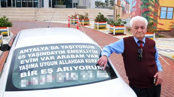 Otomobilin arkasındaki ilanla eş arıyordu ama… ‘Allah’a yalvarıyorum’