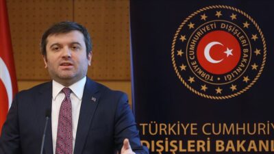 Dışişleri: O tabelaları sökebilirsiniz ama…