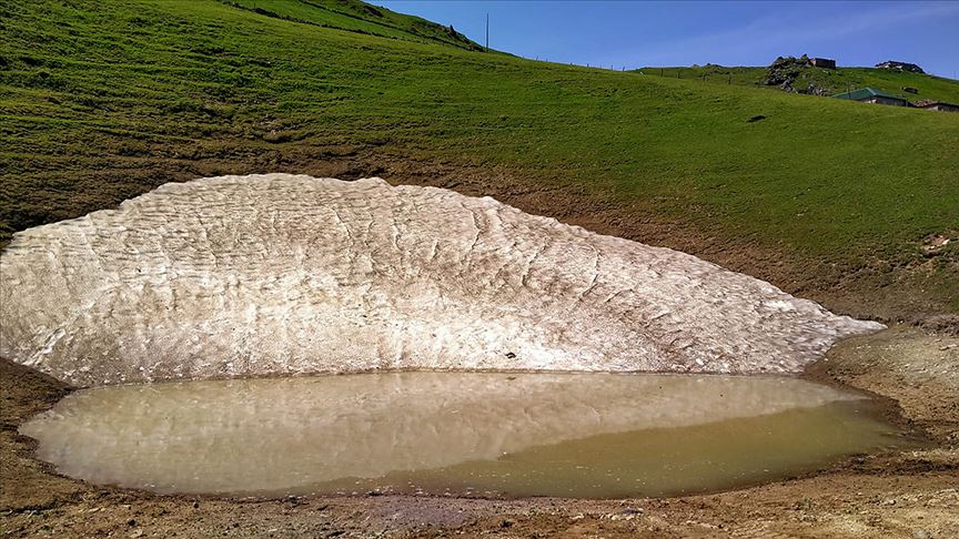 Define aranması için kazılan Dipsiz Göl’den haber var