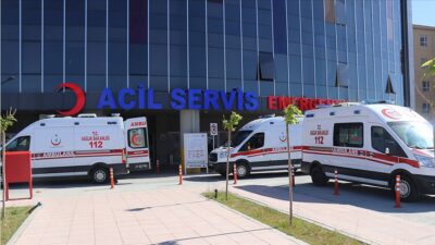 Yolcu otobüsü devrildi: 19 yaralı