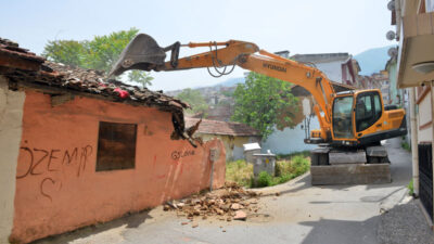 Metruk binalar için özel ekip