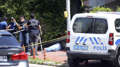 Sokak ortasında öldürüldü