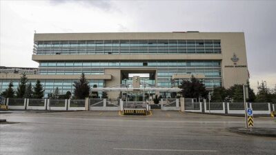 AYM’den milletvekillikleri düşürülen iki HDP’li hakkında karar