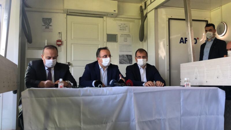 Bakan Yardımcısı Çataklı açıkladı; 500 bin TL’lik acil yardım ödeneği… İçişleri Bakan Yardımcısı İsmail Çataklı, Bursa’da sel felaketinin yaşandığı bölgeye