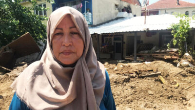 Bursa’da evi sel sularıyla dolan kadın yaşadıklarını anlattı