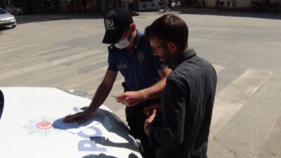 Bursa’da maske takmayanlara ceza yağdı