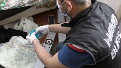 Bursa’da uyuşturucu operasyonu: 4 gözaltı