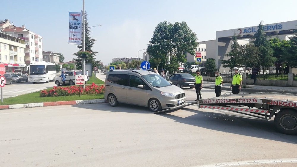 Bursa’da yürekleri ağza getiren kaza Bursa’da yürekleri ağza getiren kaza