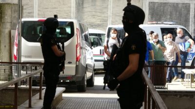 Bursa’daki FETÖ operasyonunda 5 şüpheli adliyede