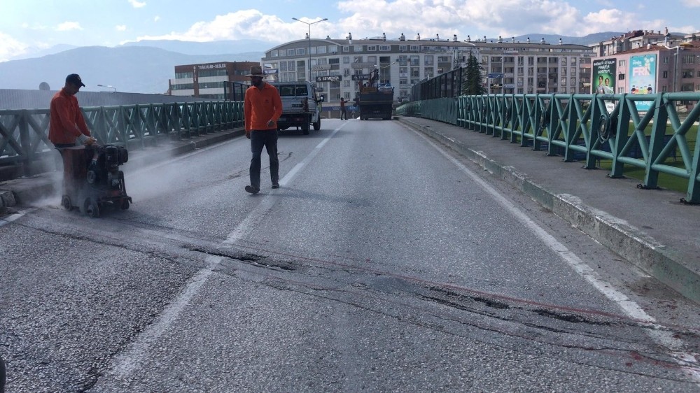 Bursa’nın ana yolları sokağa çıkma kısıtlamasında yenilendi