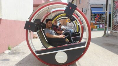 Cezaevinde öğrendiği bilgilerle kendine elektrikli araç yaptı