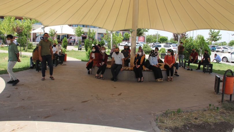 Fabrikada korona paniği! İşi bırakıp hastaneye koştular