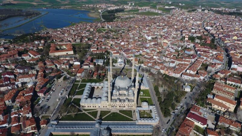 Edirne Valiliği, 14-17 Haziran tarihlerinde kente girişlerin kısıtlanacağını duyurdu. Gerekçe