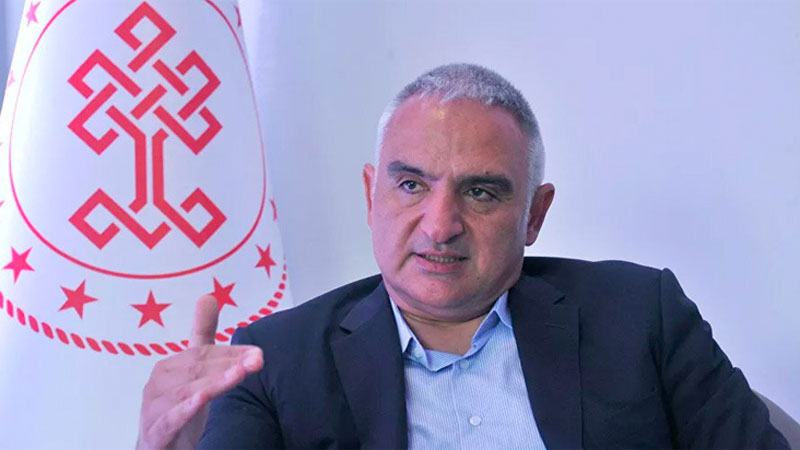 Bakan Ersoy: Koronavirüste ikinci dalga ekovirüs şeklinde geliyor