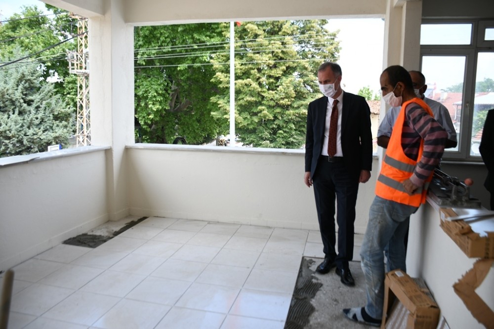 Hamamlı Mahalle Konağı yenileniyor Hamamlı Mahalle Konağı yenileniyor