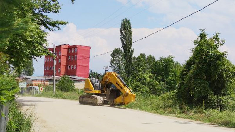 Bursa’da iş makinesi operatörü ölümden döndü