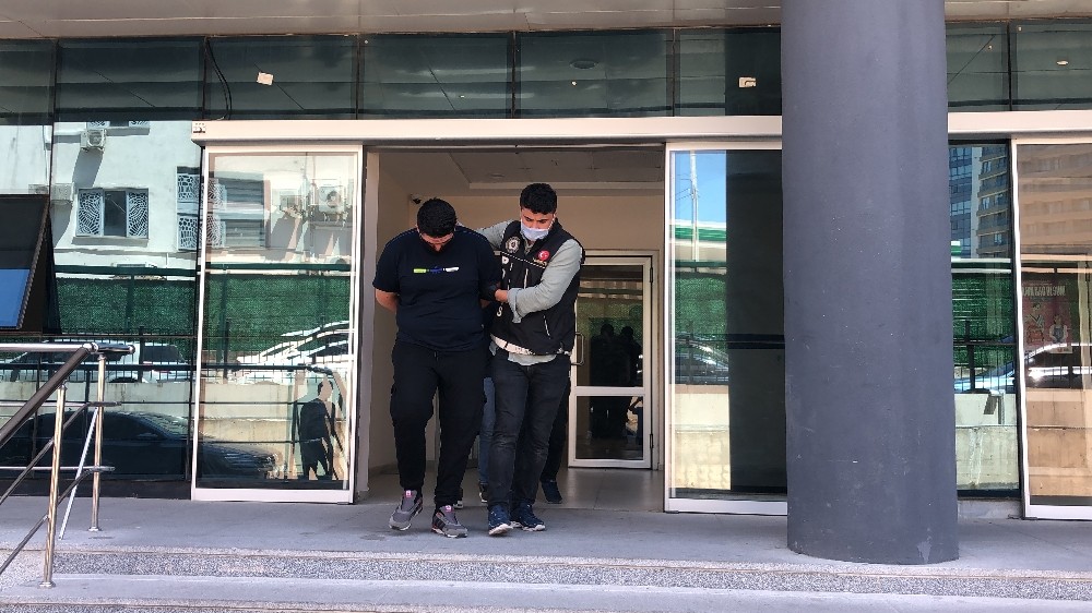 İran’dan gelip Bursa’da uyuşturucu sattılar
