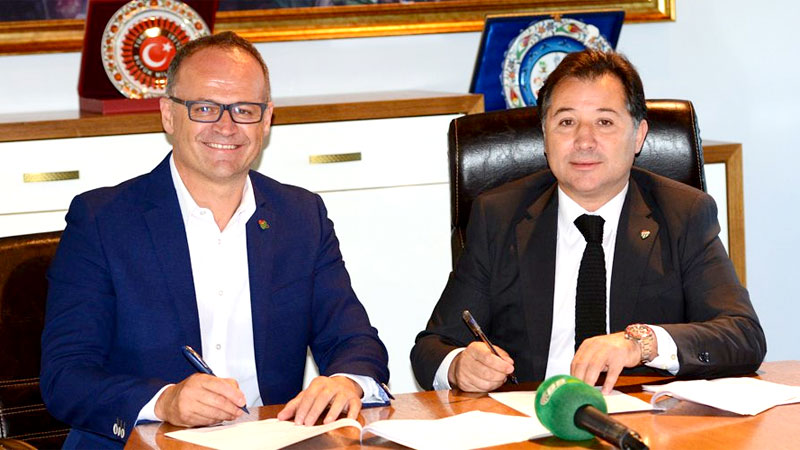 İrfan Buz resmen Bursaspor’da!