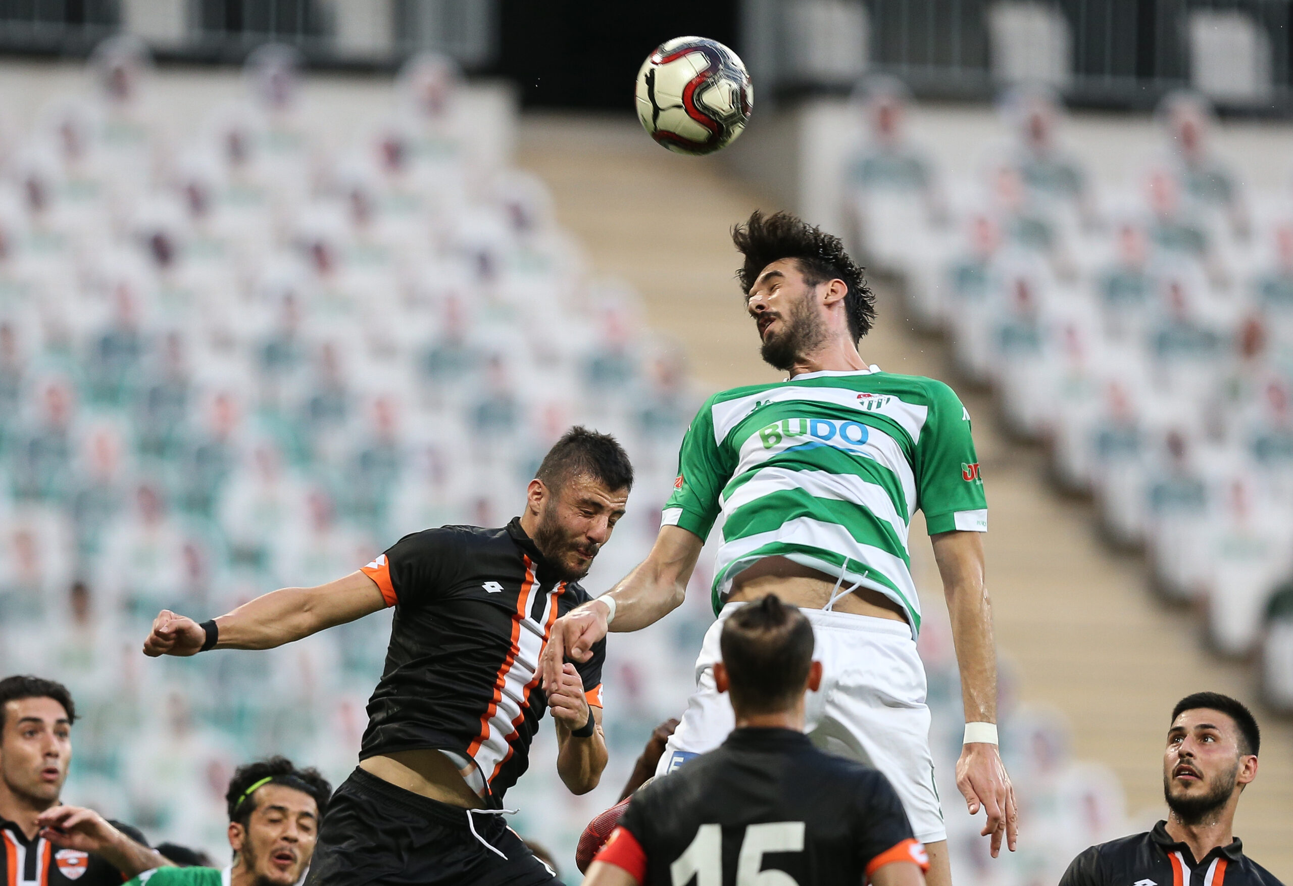 Bir galibiyet yetti… Timsah yeniden hedefe kitlendi…