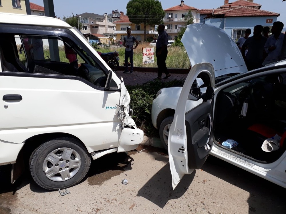 Bursa’da feci kaza! Yaralılar var…