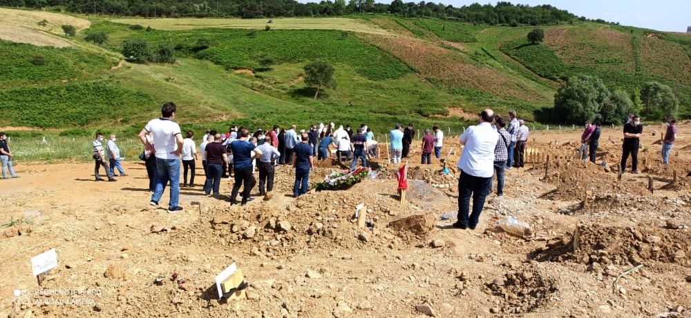 Bursa’da koronavirüsten ölen mühendis son görev Bursa’da koronavirüsten ölen mühendis son görev