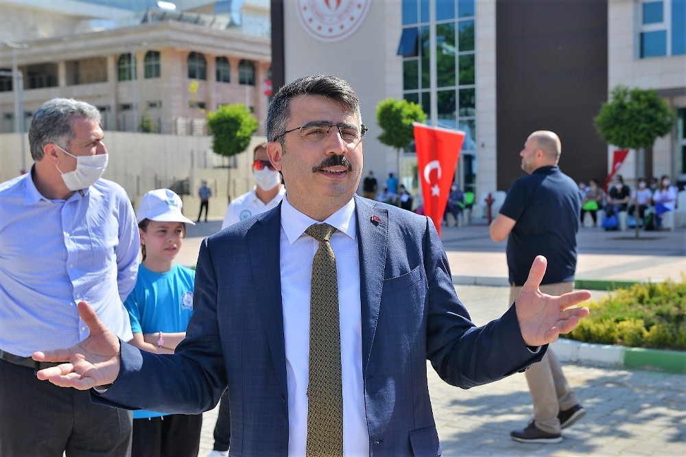 ‘Naim Süleymanoğlu Spor Kompleksi’ açıldı