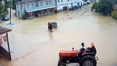 Bursa’da 350 yıllık köy sel sularına böyle teslim oldu