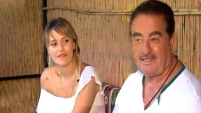 42 yaş küçük aşkının mesleği ortaya çıktı