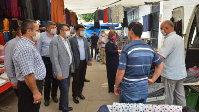 Başkan Yılmaz pazarın nabzını tuttu