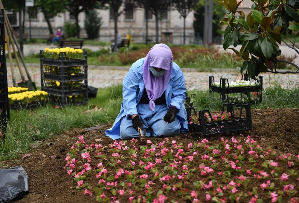 Yeni normalde Osmangazi’de park ve bahçeler tertemiz