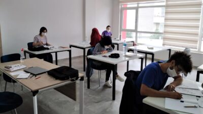 Bilgi Evleri’nde Sınav Temposu