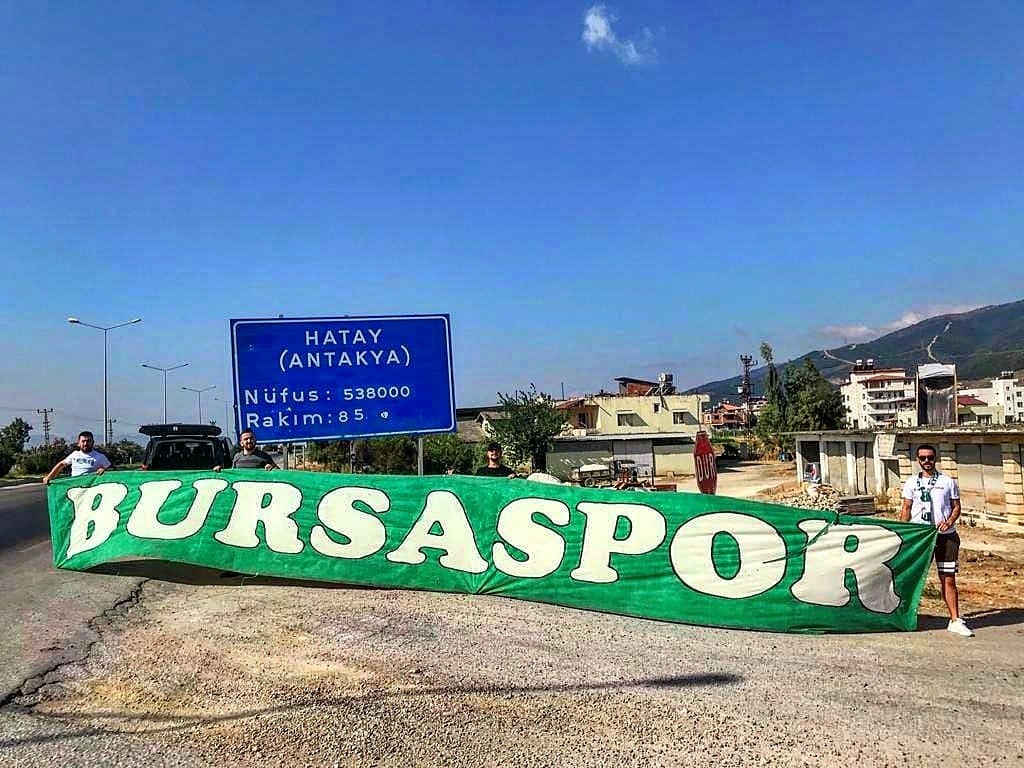 İşte Bursaspor aşkı! İşte Bursaspor aşkı!