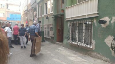 Bursa’da 5 yıldır kirasını ödemediği eve haciz gelince kendini eve kitledi