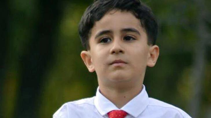 11 yaşındaki çocuk düğünde ayağından sokuldu, 1 saatte öldü!