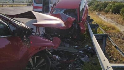 Ters yönde ilerleyen araç kazaya sebep oldu! Ölü ve yaralılar var