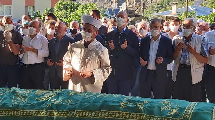 Artvin’deki sel felaketinde hayatını kaybedenler defnedildi