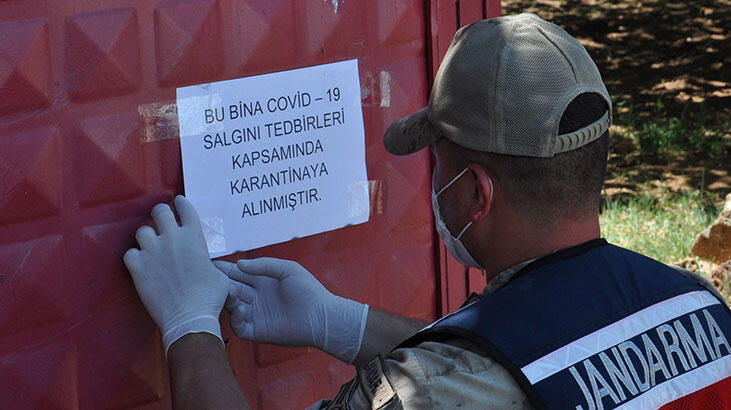 Aşçının testi pozitif çıktı, fabrika üretimi durdurdu