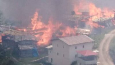 Köyde yangın çıktı! 30’a yakın ev yandı