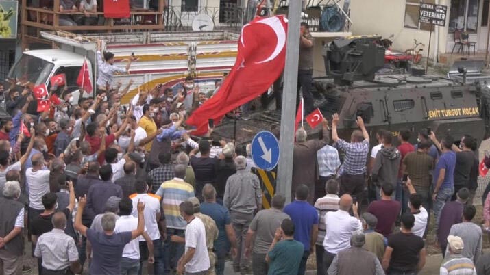 Operasyondan dönen güvenlik güçlerini böyle karşıladılar!